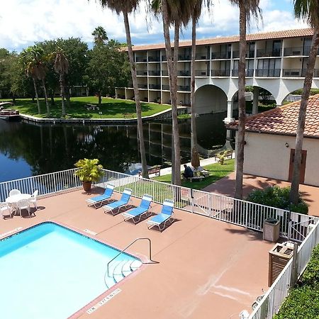 Vista Inn Lake Tarpon Palm Harbor Bagian luar foto