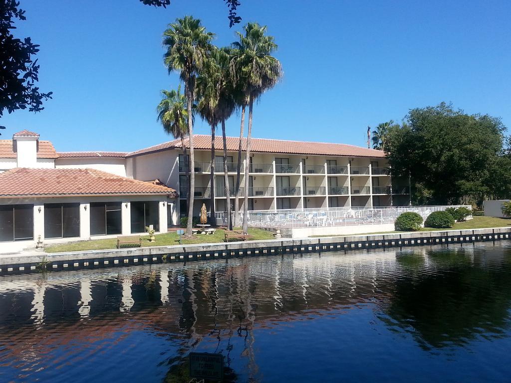 Vista Inn Lake Tarpon Palm Harbor Bagian luar foto