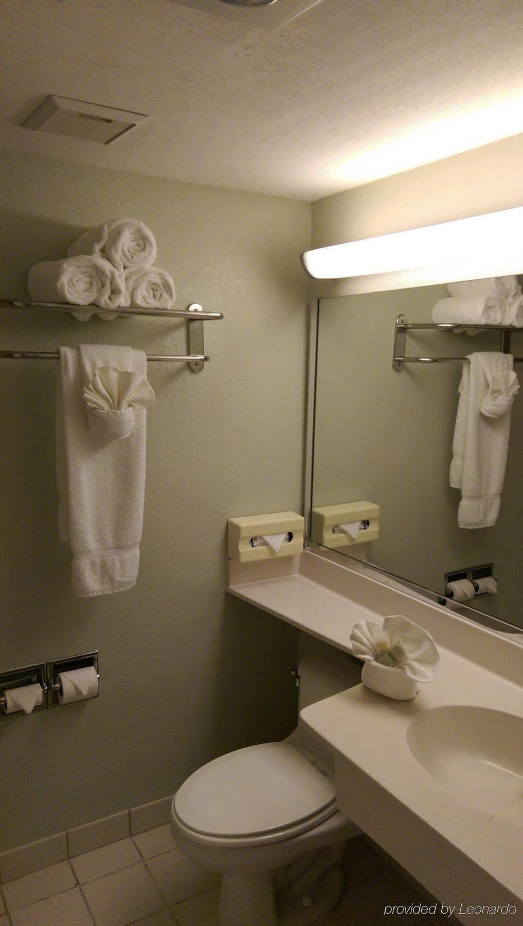 Vista Inn Lake Tarpon Palm Harbor Bagian luar foto